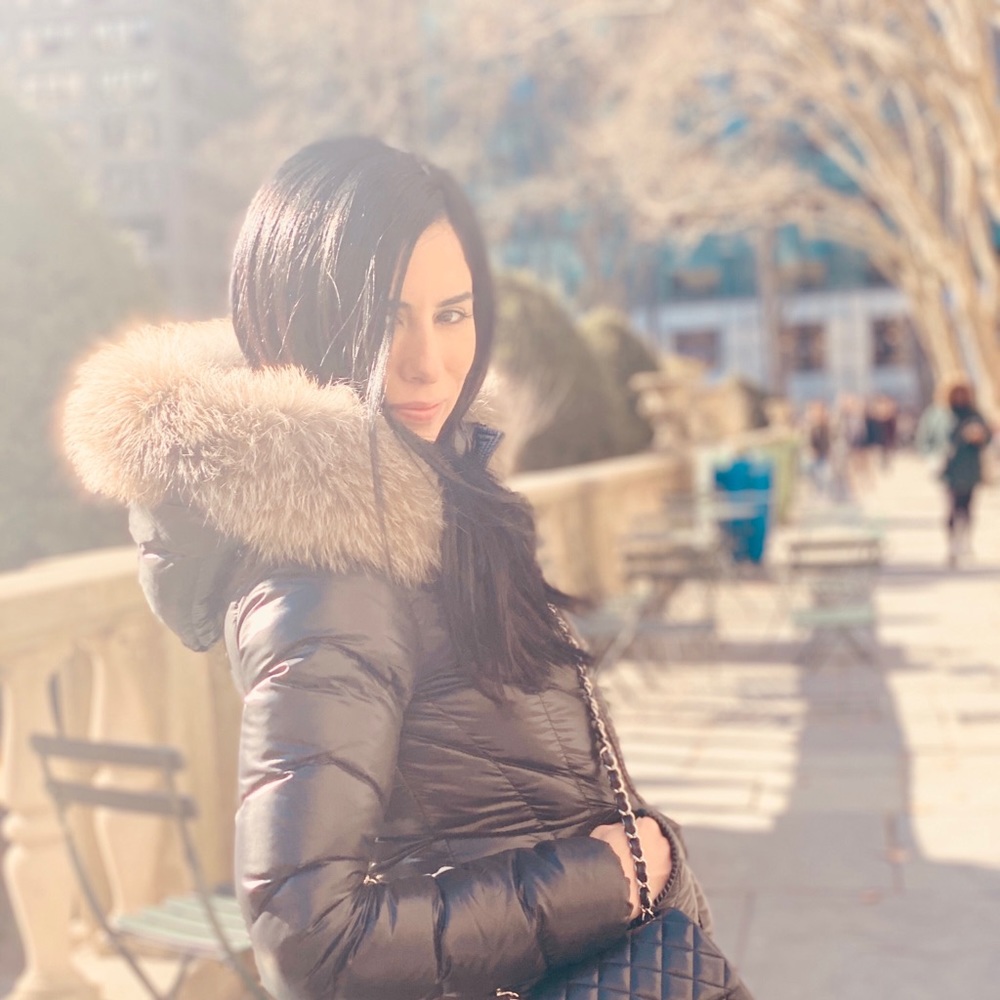 Meet your Posher, Shimrit